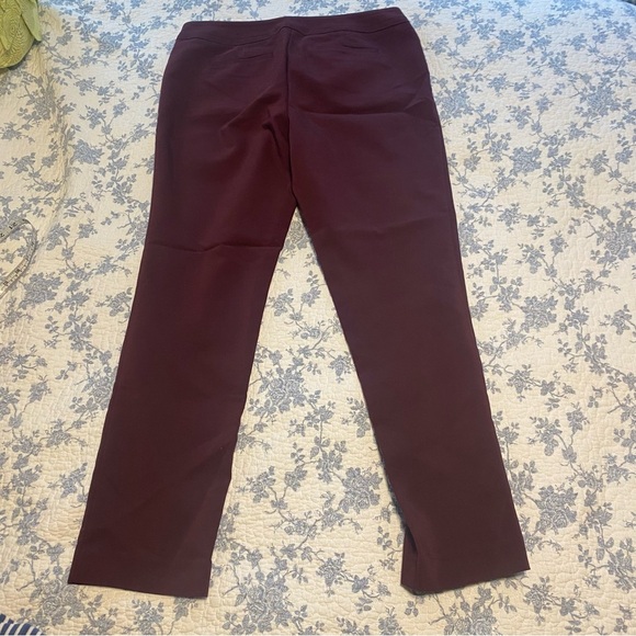 Ann Taylor Factory Burgundy Modern Fit Mid-Rise Straight Leg Dress Pant Size 10 - Picture 4 of 7